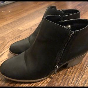 American Eagle Booties